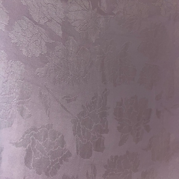 CAbi Lavender Lilac Rose Brocade Sleeveless Blouse with Enamel style buttons - Picture 3 of 14